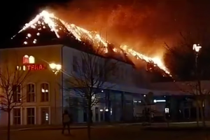 Pożar galerii handlowej w Ełku