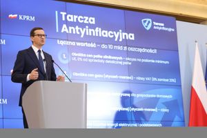 „Inflacja skumulowana wyniesie nawet 50 proc.”. Tak rząd walczy z drożyzną przed wyborami