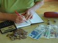 Emerytury za PiS i PO. Kiedy były bliższe wynagrodzeniom?