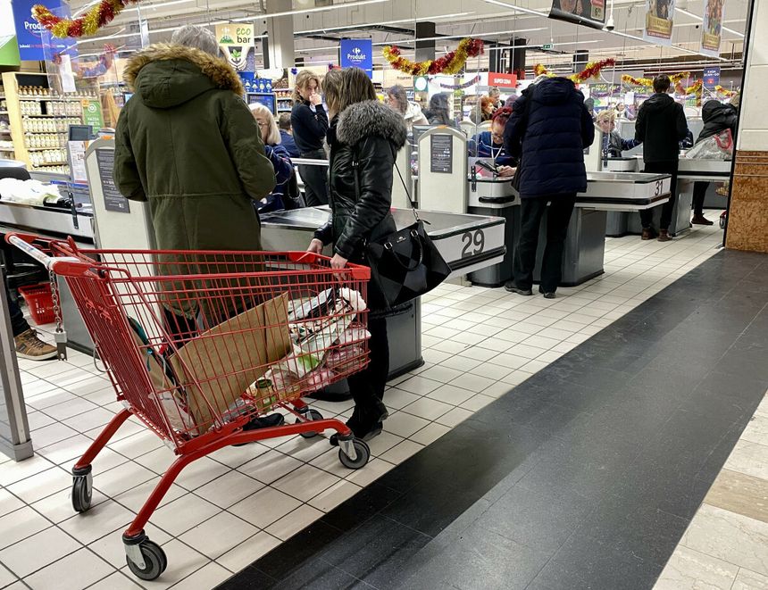 Do której czynne będą sklepy w sylwestra