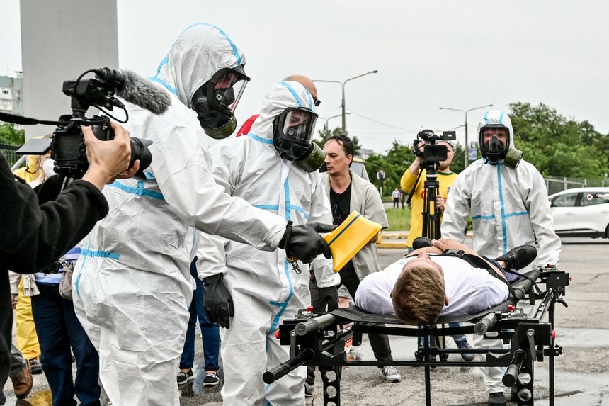 Ćwiczenia ratunkowe na wypadek skażenia w elektrowni jądrowej Zaporoże