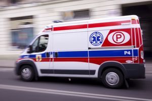 Betonowy płot przygniótł dziecko