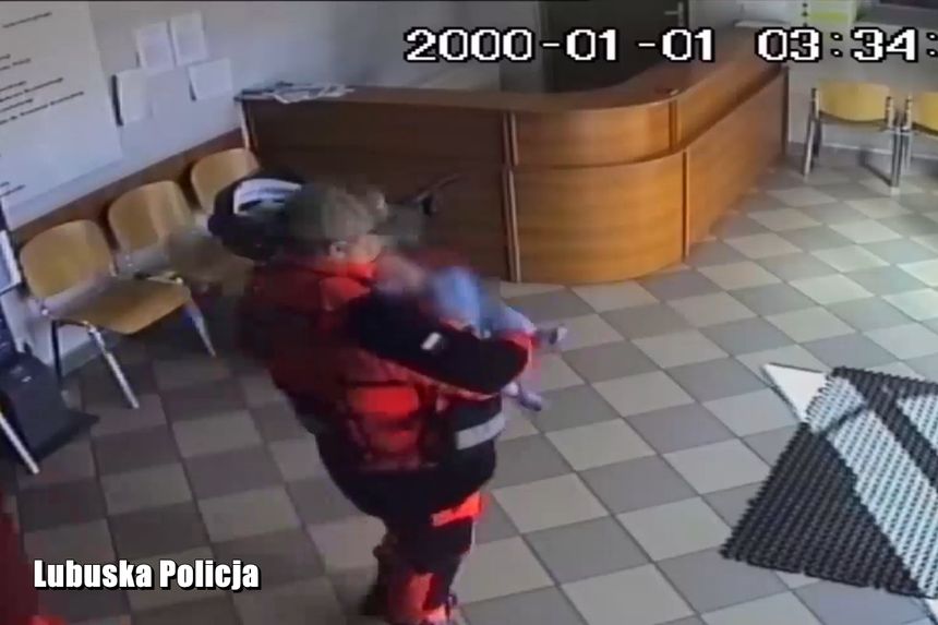 Dwumiesięczny chłopiec przestał oddychać