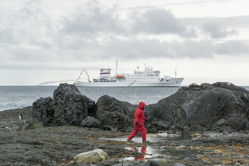 Akademik Siergiej Wawiłow