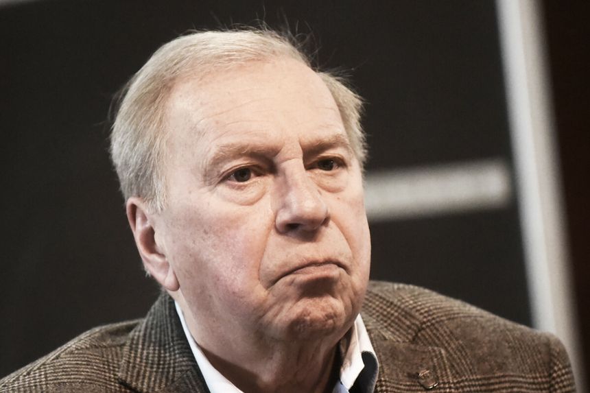 Jerzy Stuhr z aktem oskarżenia