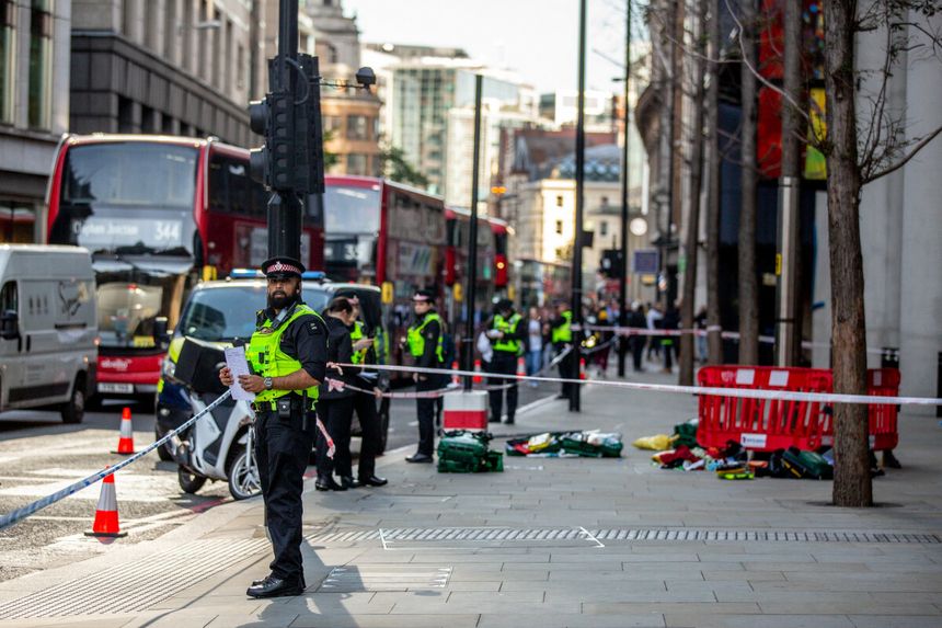 Do ataku doszło w centrum Londynu, na Bishopsgate. 