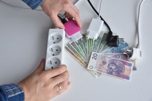 Nowy sposób na oszczędzanie energii. Rezygnacja ze zmiany czasu
