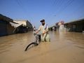 Powodzie w Pakistanie. Zginęło co najmniej 1100 osób
