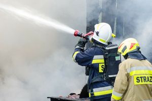Strażak ochotnik wywoływał pożary. Został ujęty