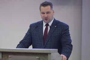 Czarnek apeluje ws. nauki zdalnej