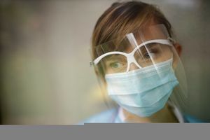 obowiązkowe maseczki