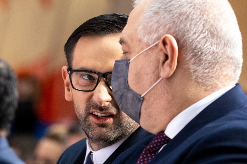 Daniel Obajtek, prezes Orlenu i Jacek Sasin, wicepremier i minister aktywów państwowych