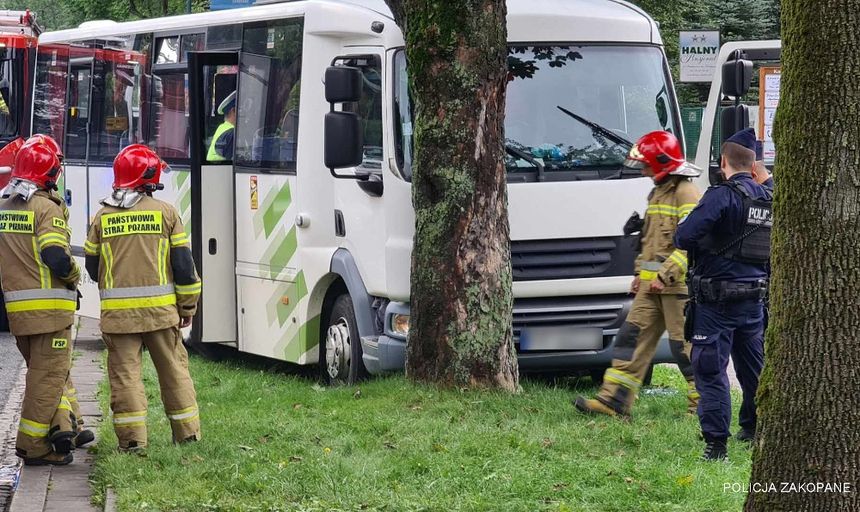 Wypadek busa na ul. Kościuszki w Zakopanem