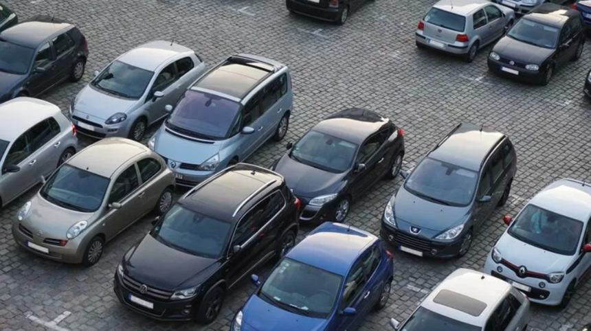 Darmowe parkingi Warszawa. Lista 