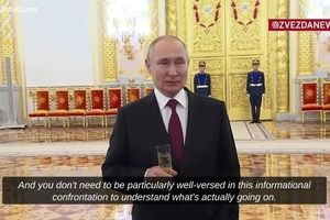 Putin rozmawiał z dziennikarzami podczas ceremonii na Kremlu