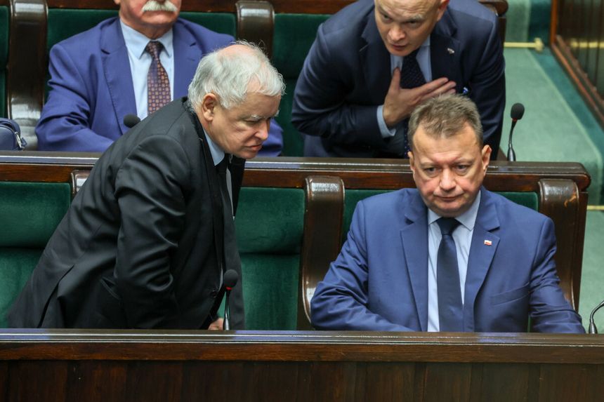 Jaroslaw Kaczynski i Mariusz Blaszczak w sejmie