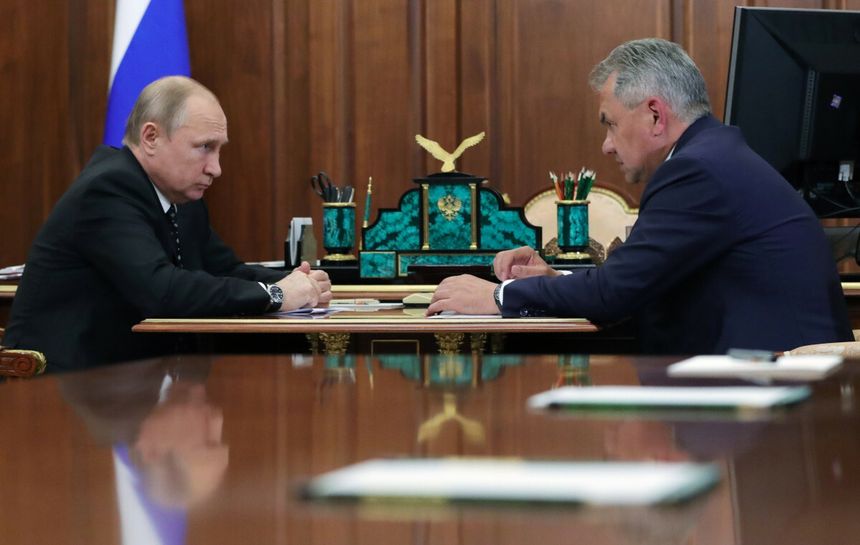 Władimir Putin i Siergiej Szojgu