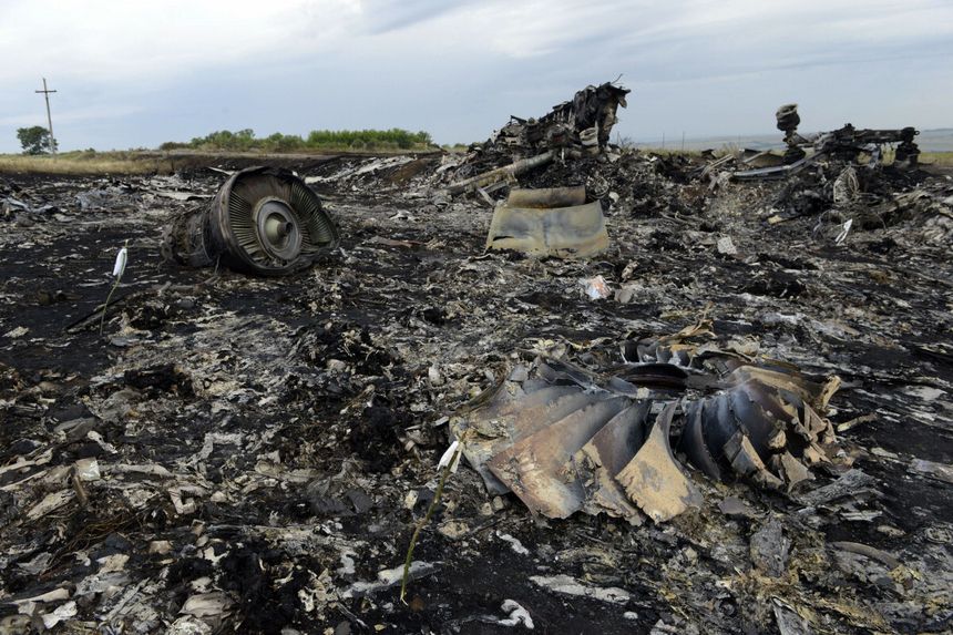Wrak zestrzelonego MH17