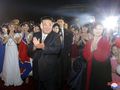 Kim Dzong-un z żoną Ri Sol-ju