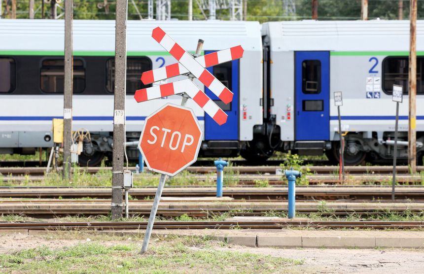 Warszawa Toruńska. Pociąg potrącił mężczyznę
