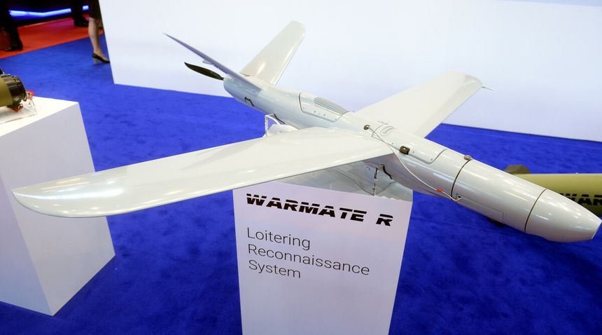 Dron Warmate na targach zbrojeniowych w Kielcach