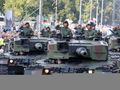 Polskie czołgi Leopard 2A4 na defiladzie