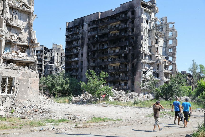 Zniszczony Mariupol