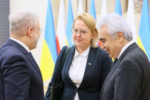 Moskwa: Putin derusyfikuje Europę. MAE:  jesteśmy w połowie globalnego kryzysu energetycznego