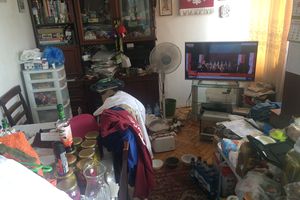 Tak wyglądało mieszkanie, które zajmowali dzicy lokatorzy.