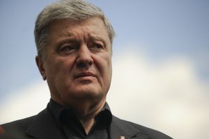 B. prezydent Ukrainy nie wpuszczony do Polski