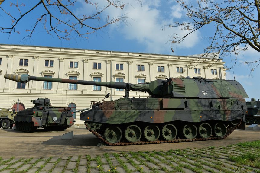 Nimiecka samobieżna haubica Panzerhaubitze 2000