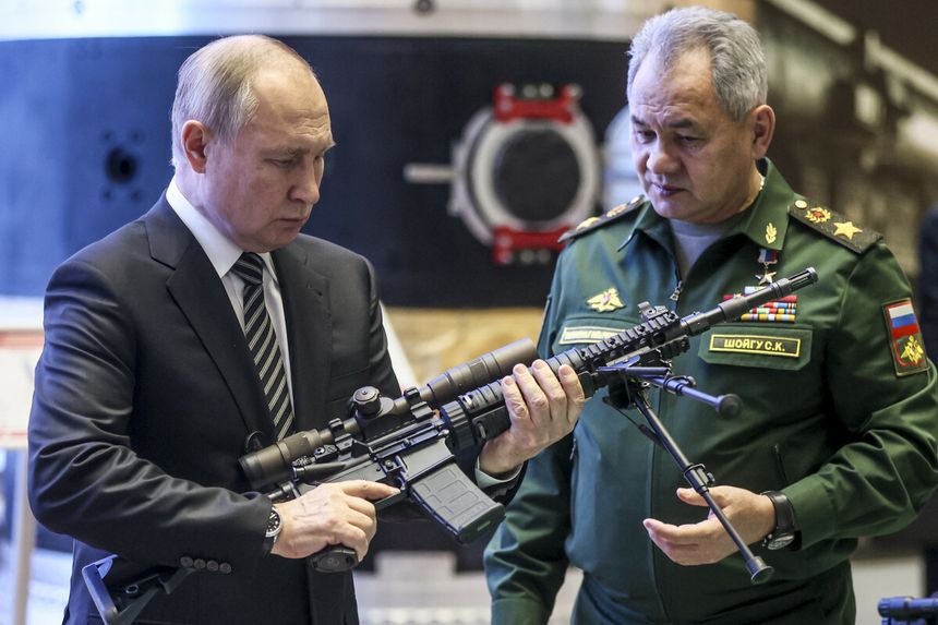 Władimir Putin i Siergiej Szojgu
