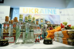 Alkohol na wojnie w Ukrainie. Kiedy zgoda na sprzedaż trunków