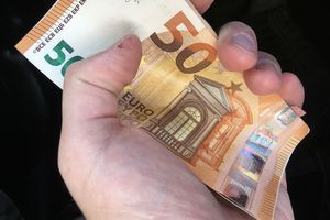 Polska w strefie euro? Bylibyśmy bardziej bezpieczni