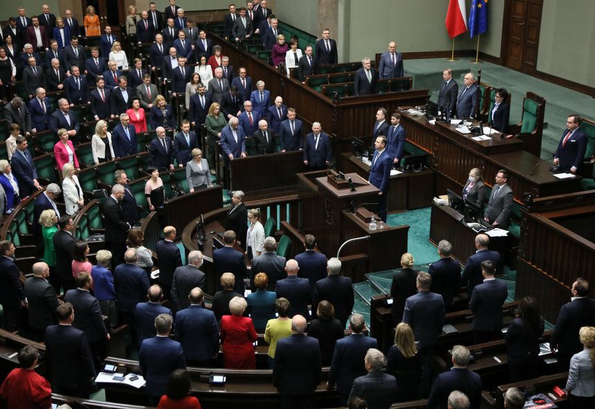 Podwyżki dla polityków. Na co Sejm da posłom dodatkowe pieniądze