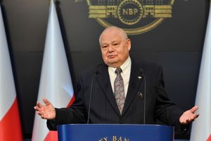 Glapiński podniósł stopy procentowe