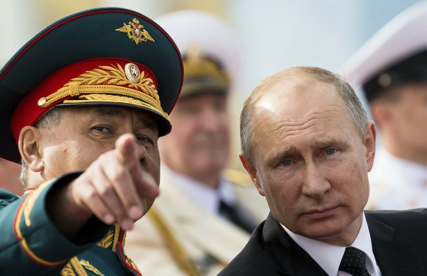Siergiej Szojgu i Władimir Putin