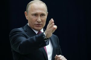 15 lat więzienia za mówienie o sankcjach dla Rosji. Putin chce zamknąć usta mediom i obywatelom