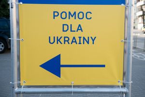 9 sposobów jak pomóc ofiarom wojny w Ukrainie [LISTA]
