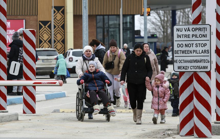 Ukraińscy uchodźcy na granicy z Mołdawią