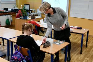 Minister edukacji proponuje kontrowersyjne zmiany w oświacie. Związkowcy: Nie zamierzamy odpuszczać