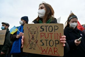 Straty wojenne dla Polski. Atak Rosji uderzy też w naszą gospodarkę 