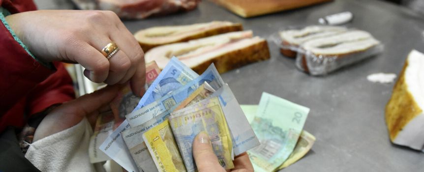 Uchodźcy wymienią hrywny w Polsce po godziwym kursie
