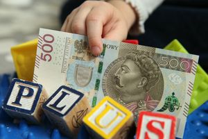 Zmiany w 500 plus. ZUS zaplanował dyżury specjalne w całej Polsce