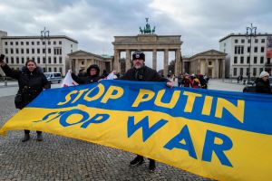 Wojna na Ukrainie. Jakie sankcje dla Rosji od: UE, USA, UK, Japonii, Australi i innych krajów