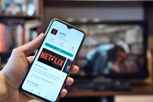 Netflix drożeje. Serwis oficjalnie o cenach w Polsce