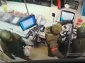 Ukraina prosi o korytarze humanitarne. Rosjanie rabują sklepy i kradną całe bankomaty