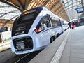 Pociąg PKP Intercity na dworcu