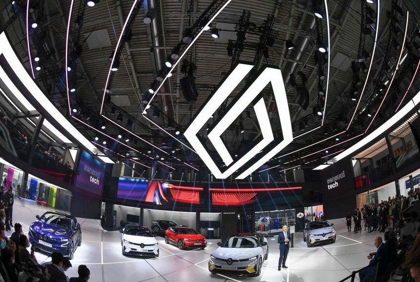 Renault zmienia zdanie. Koncern zawiesza fabrykę w Moskwie