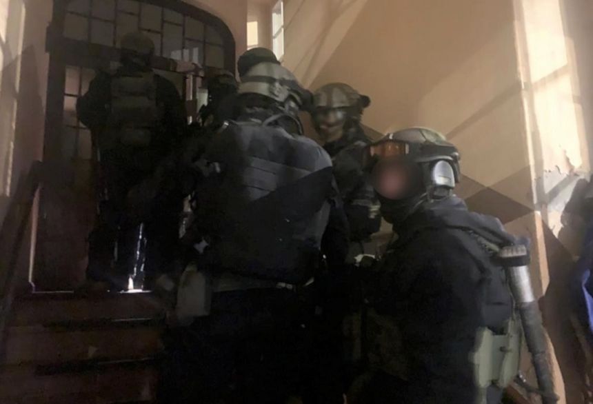 Wymachiwał maczetą grożąc sąsiadom śmiercią